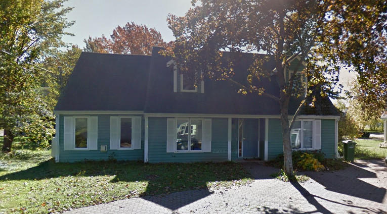 13 Bay Street